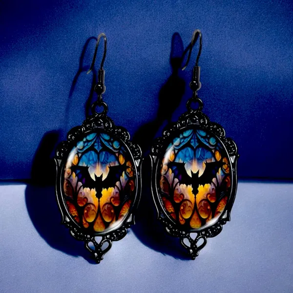 Vintage Cameo Style Gothic Bat Earrings‎ Glass Encased Alloy & Iron Hook - Image 2