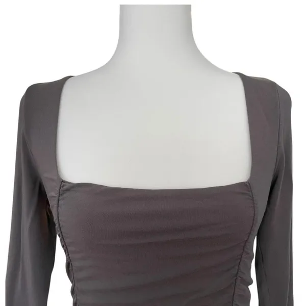 Wilfred by Aritzia Square Neck Ruched Long Sleeve Top — Medium - Image 3
