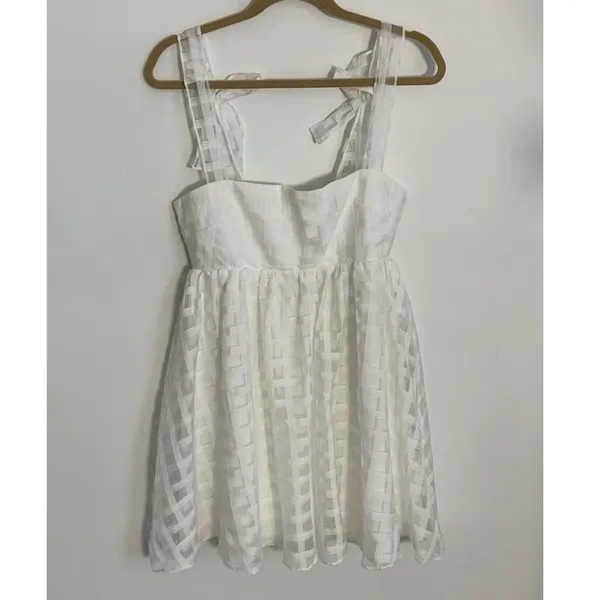 Amanda Uprichard Russo Dress‎ in White Check size medium - Image 4