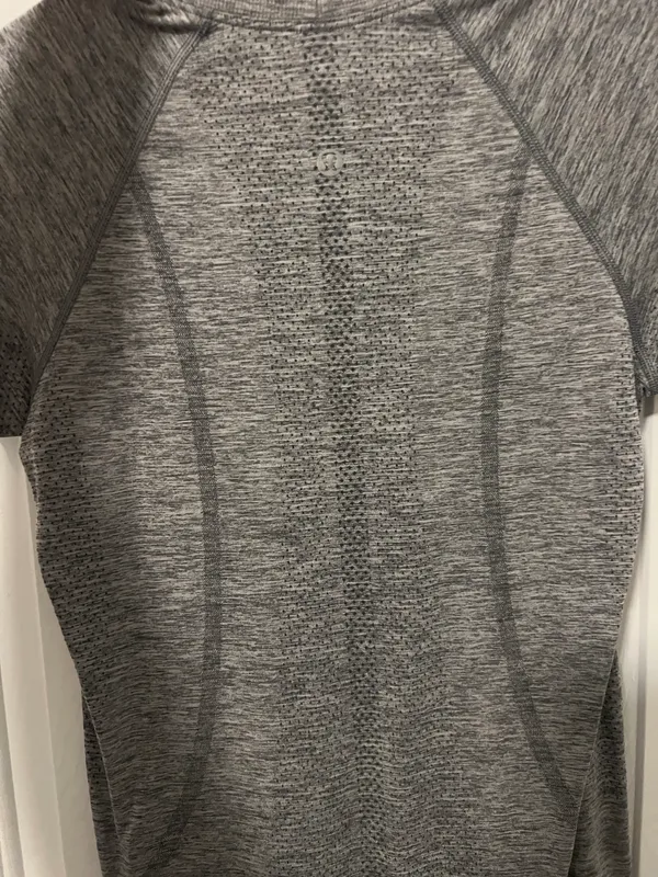 Lululemon Swiftly Tech Short Sleeve - Image 2