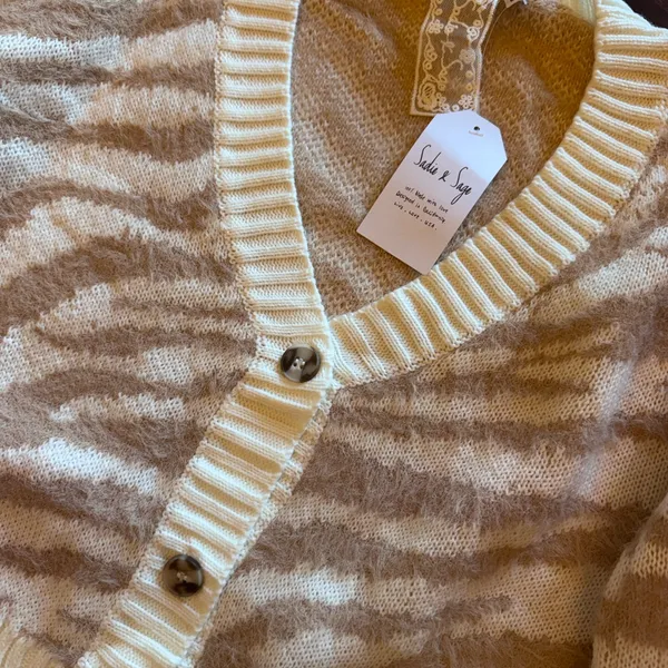 Sadie & Sage Julian‎ Cardigan Camel/Ivory Size Small NWT - Image 3