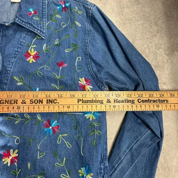 Vintage Bobbie Brooks Embroidered Floral Blue Jean Denim Jacket Women’s Size M - Image 5