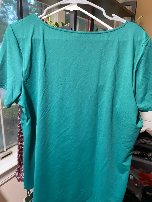 Halara shirt - Image 2