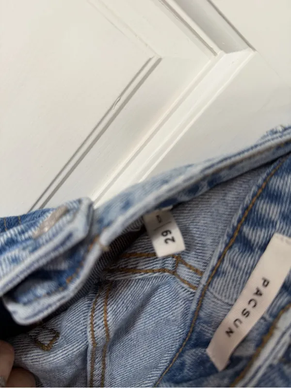 PacSun Light Wash Distressed Boyfriend Jeans Size 29 - Image 7