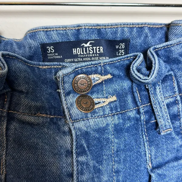 Hollister Curvy Ultra High-Rise Paper‎ Bag Mom Jeans Size 26 - Image 4