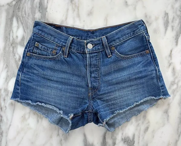 Levi’s 501 Mid-Rise Medium Wash Denim Cutoff Shorts • Sz 25 - Image 6