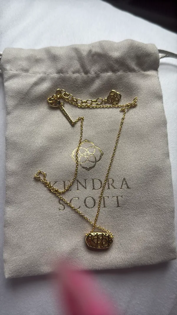 Kendra Scott Necklace Elisa - Image 3