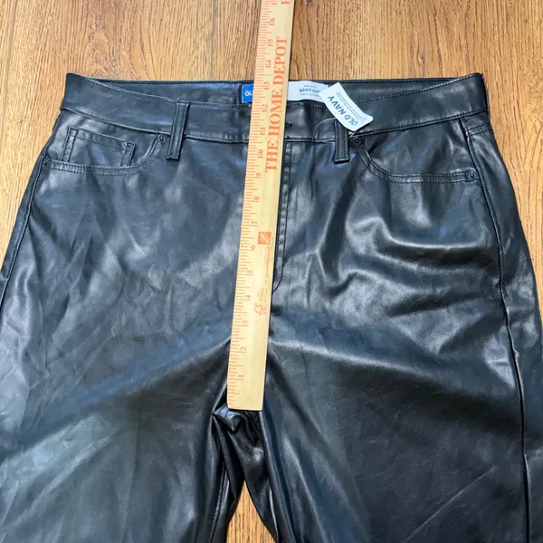 NEW‎ Old Navy Faux Leather High Rise Boot Cut Pants Women's Size 14 Tall Black - Image 5