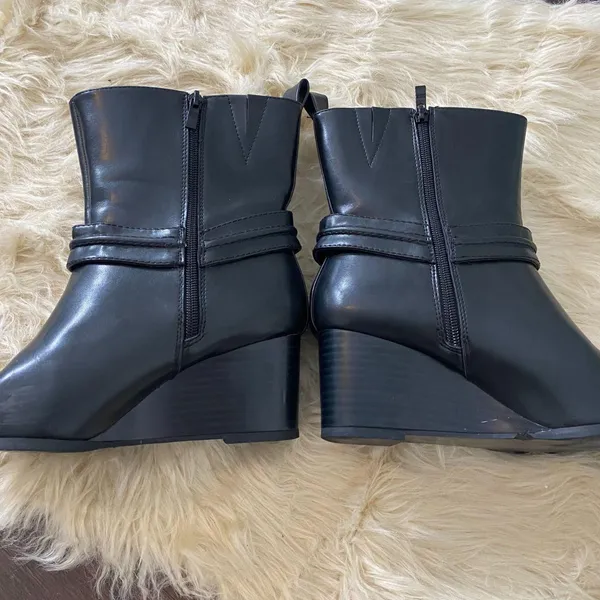 Torrid Black Harness Wedge Bootie / Mid Calf Biker Grunge Boots US 7.5 WW Wide - Image 4