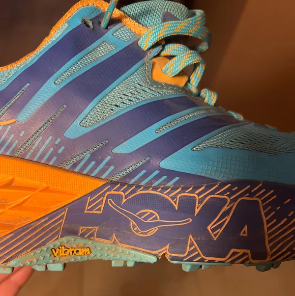 Hoka Speedgoat 3 EUC SZ. 11 - Image 8
