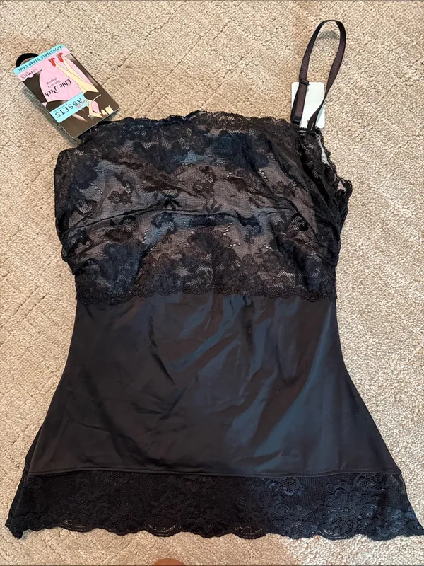 NWT SPANX Love Your Assets Chic Peek Adj Strap Cami Sz 1X - Image 3