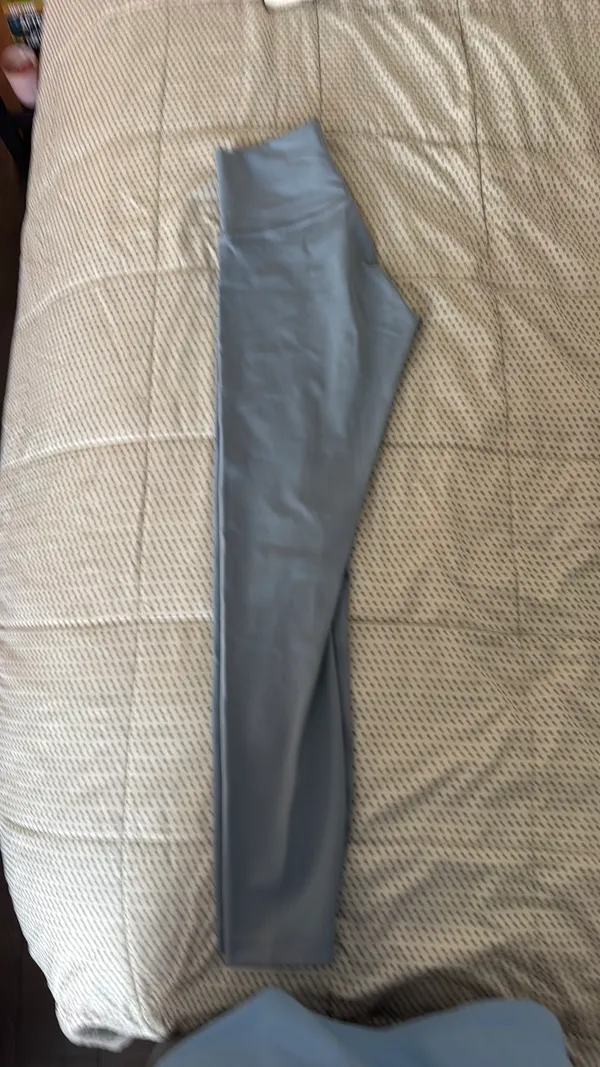 Lululemon Leggings - Image 4