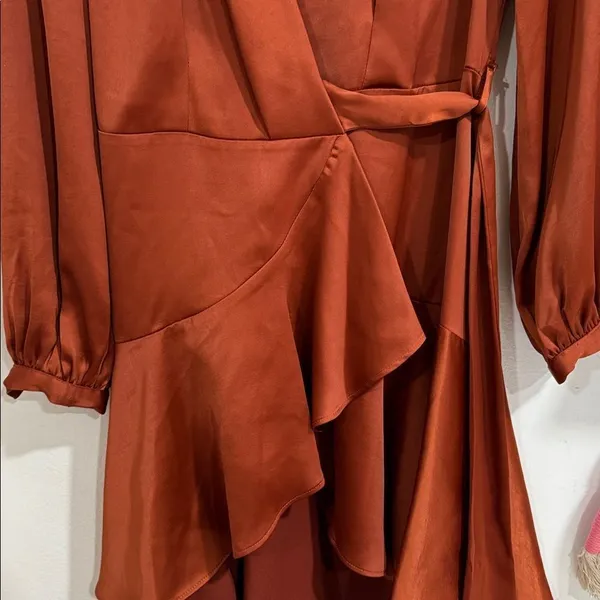 Lucy Paris Sienna Silk Wrap Dress in a rust or spice color EUC - Image 3