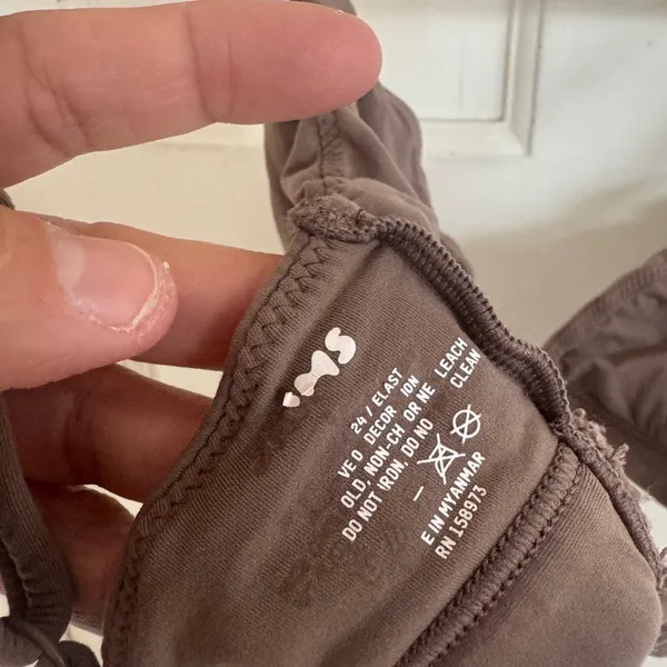 Skims taupe brown bralette size small - Image 3
