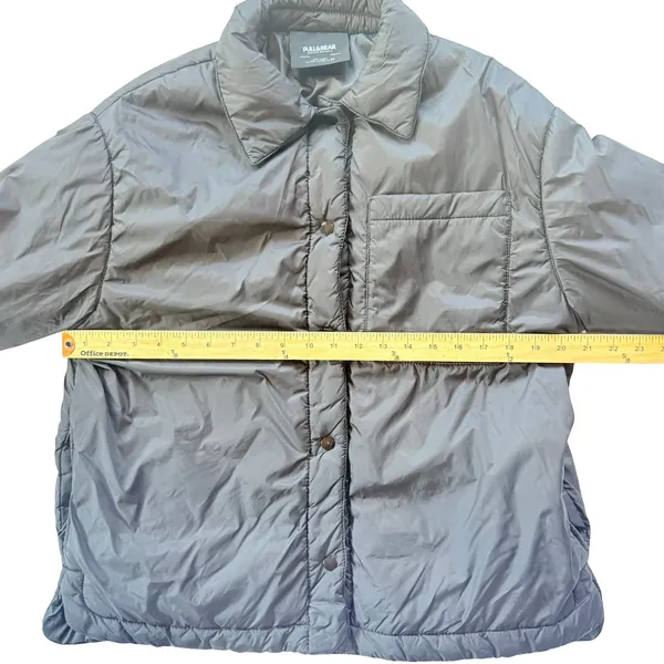 Pull & Bear Women's Black Puffer Jacket Size XS - Image 7