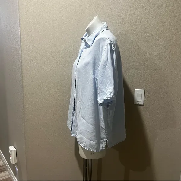 Lauren Ralph Lauren light blue linen short sleeve blouse - Image 7