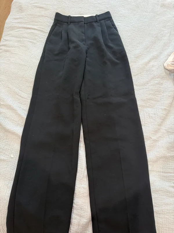 Aritzia Effortless Pants - Image 3