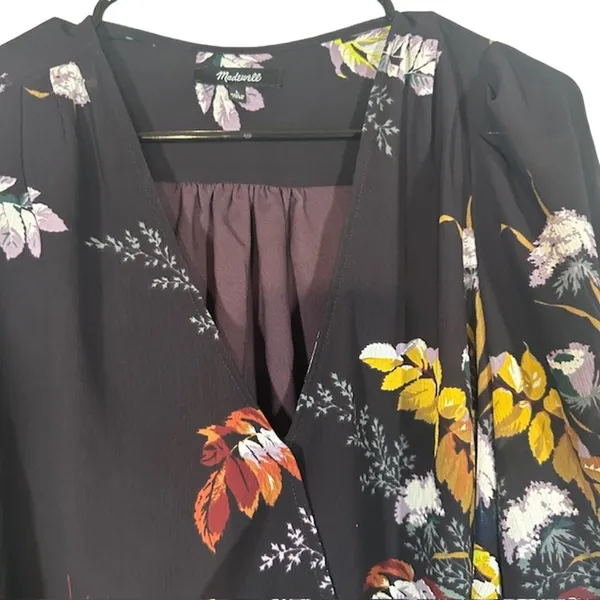 Madewell Black Floral Wrap Style V-Neck Long Sleeve Tie Waist Blouse Women Sz L - Image 5