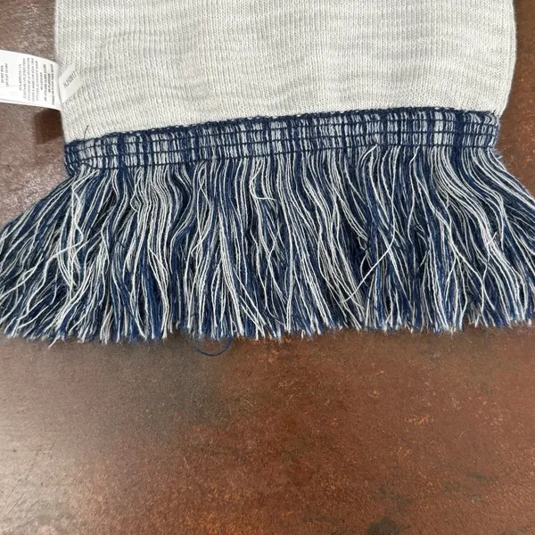 Dallas Cowboys Scarf Knit Winter Neck Blue Gray Double Sided Big Logo Fringe - Image 9