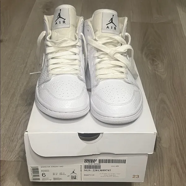 Jordan White snake skin High-Top Sneakers - Image 2