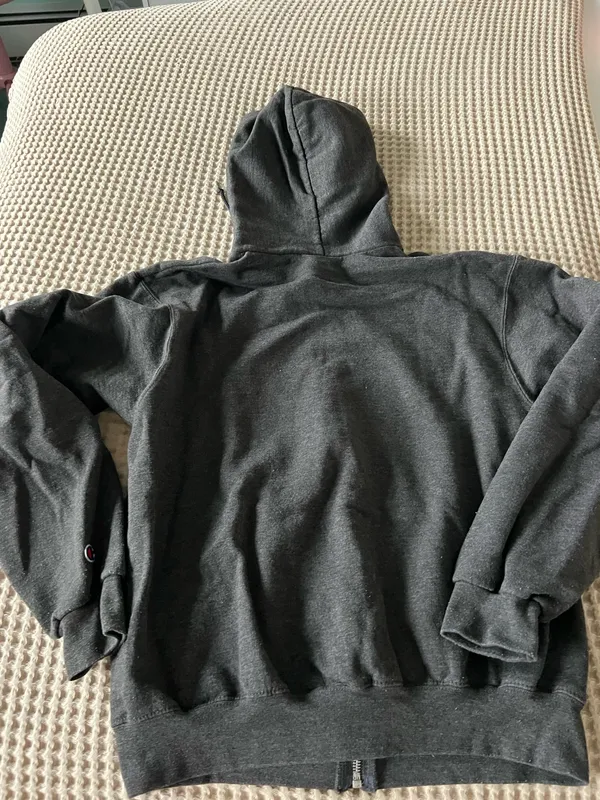 Champion Sacred Heart University grey zip up hoodie Size S #college - Image 2