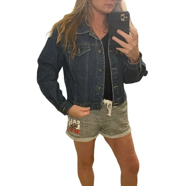 Liz Claiborne Jean Denim Jacket Size Medium - Image 10