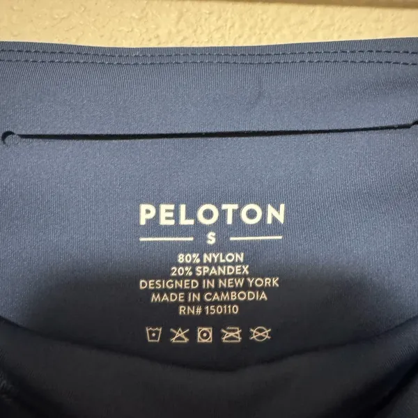 Peloton Navy leggings - Image 2