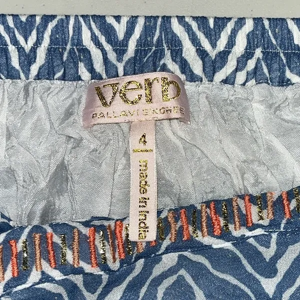 Verb Pallavi Singhee 4 Blue Print - Pink & Gold Embroidered Asymmetrical Skirt - Image 5