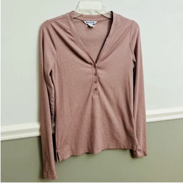 Women’s Athleta Uptempo Pink Mauve Ribbed Henley Long Sleeve Top Size Small - Image 2