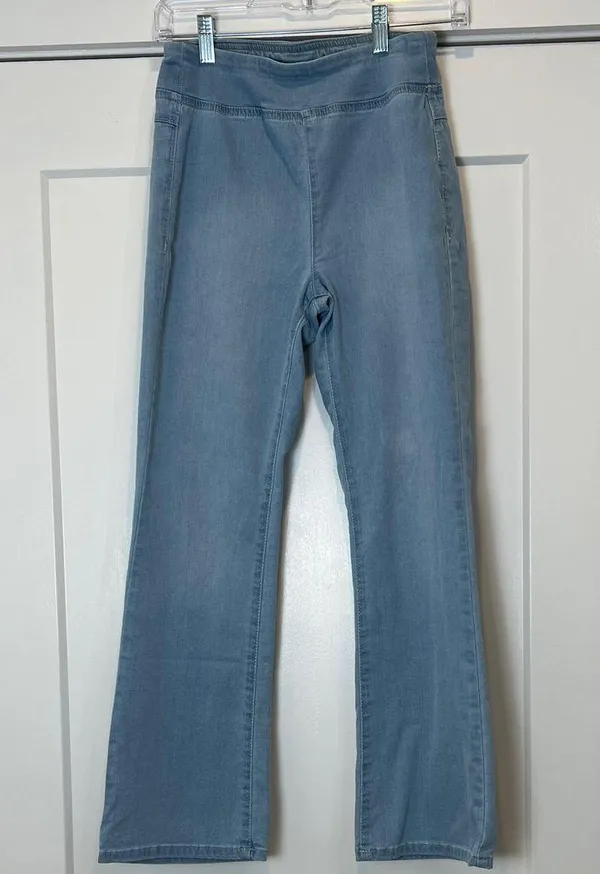 We The Free Penny Light Blue Flare pull-on Jeans size XS. - Image 4