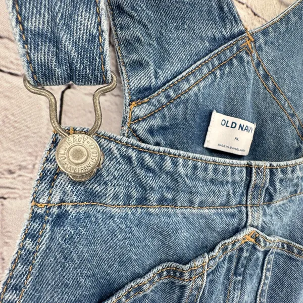Old Navy Overall Shorts Women's XL Blue Denim Shortalls Cuffed Classic - Image 5