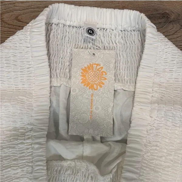 Tasamo White Flare Pants Size XL - Image 2