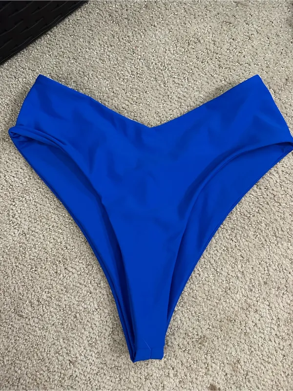 NWOT Quince Italian high leg bikini bottoms electric blue small - Image 2