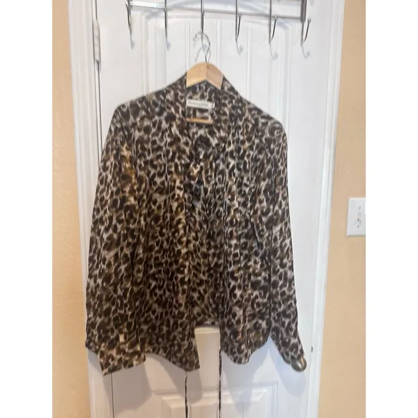 REBECCA MINKOFF Shirt Blouse Womens Size 3X Leopard Print Satin Button Up - Image 4