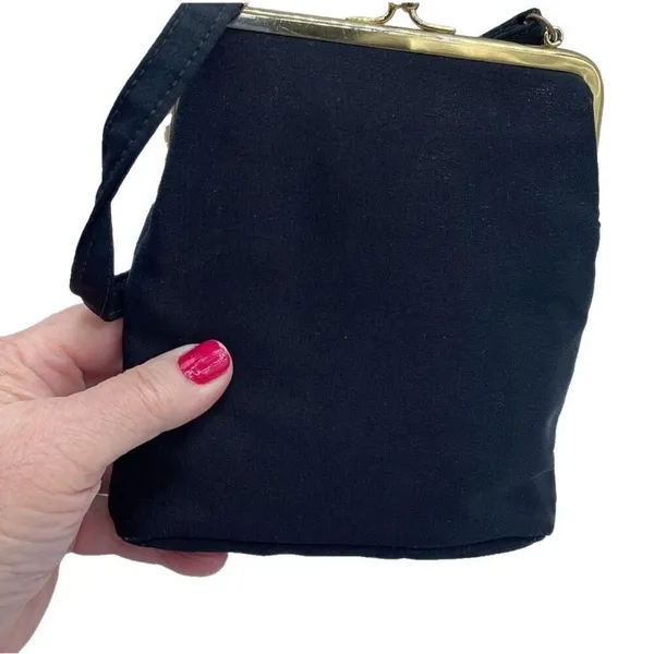Vintage Virginia ribbed fabric tiny satchel. . - Image 2