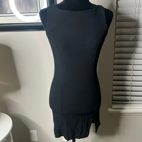 Flynn skye sleeveless mini dress with‎ side slit XS - Image 3