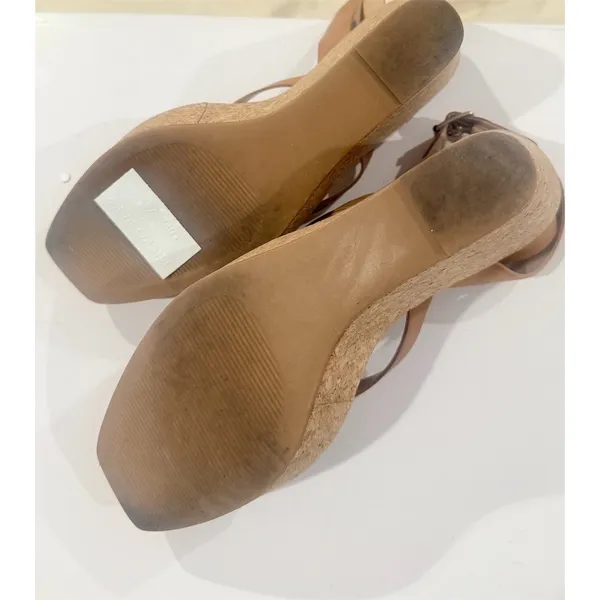 Steve Madden Sandals Womens Size 10 Tan Cork Wedge Thong Ankle Strap cute preppy - Image 3