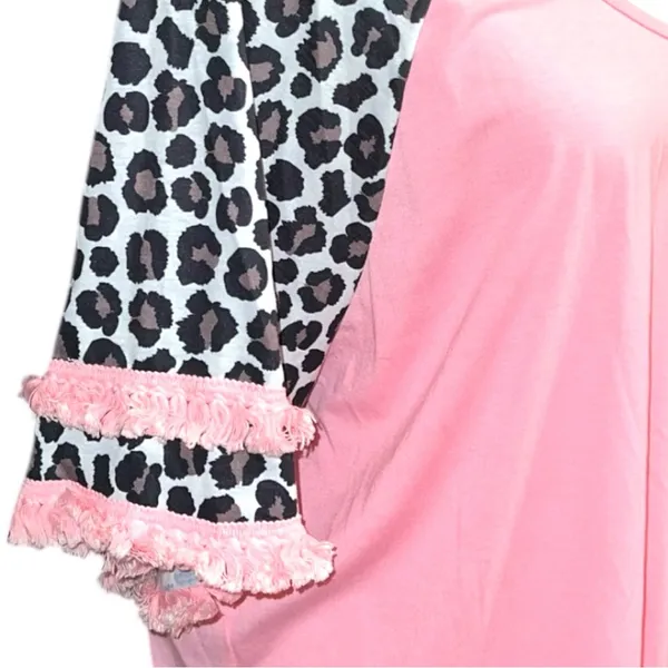 Cellabie Pink Leopard Sleeve Women's Top Size XL - Image 4