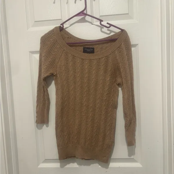 American Eagle Wool Blend Knit Sweater Tan Size XS. 3 button detail on sleeve. - Image 2