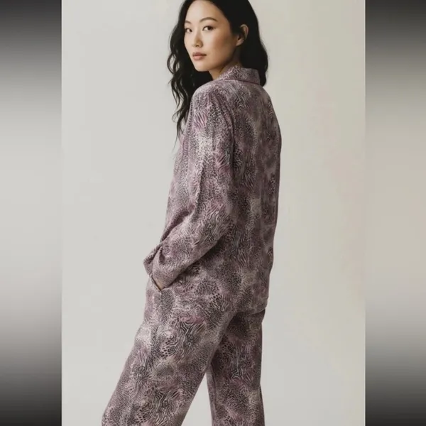 SKIMS Sleep Long Sleeve Pajama Set Bloom Mini Multi Animal M NWT - Image 3