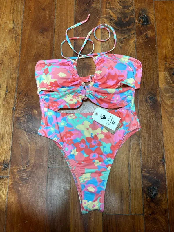 Billabong Coast Is Clear One Piece swimsuit in a multi-colored floral print L - Image 5