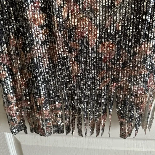 NTW Boston Proper Sequin V Neck Faux Wrap Knee Length Frimge Dress SIZE 6 - Image 5