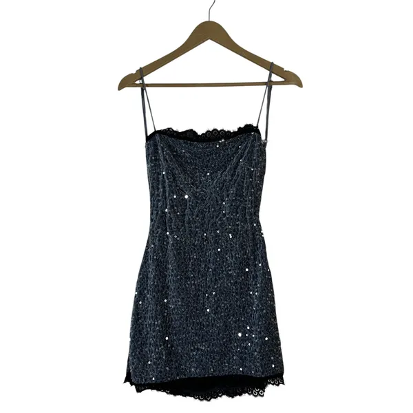 NWT Edikted Sylvester Sequin Mini Dress Silver Y2K Lace Trim Low Back Size M - Image 3