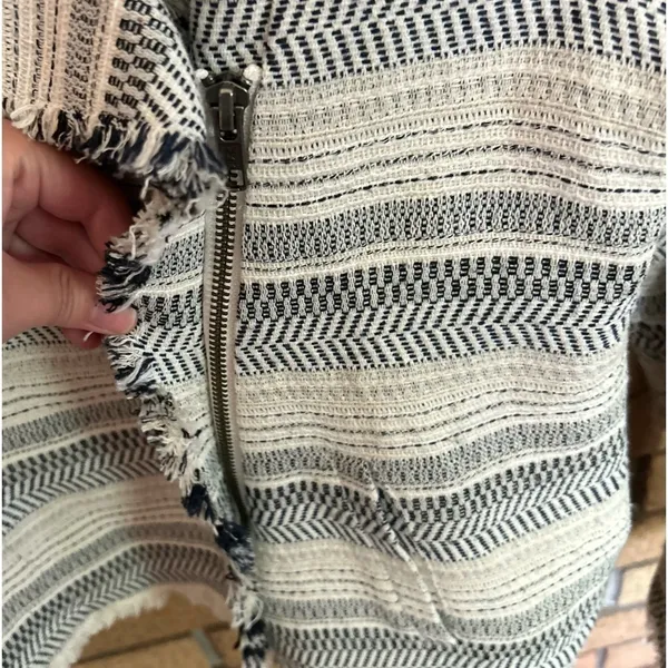 Cupcakes And Cashmere Tweed Canter Zip Up Jacket Fringe Trim Cream & Navy Size M - Image 3