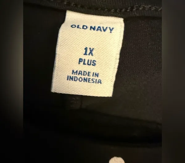 Old navy women’s dress plus size 1X  - Image 3