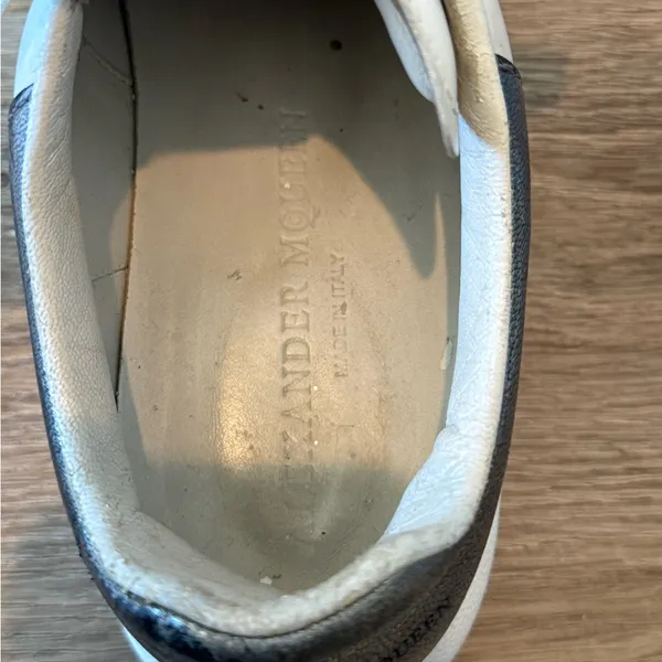 Sneakers - Image 5