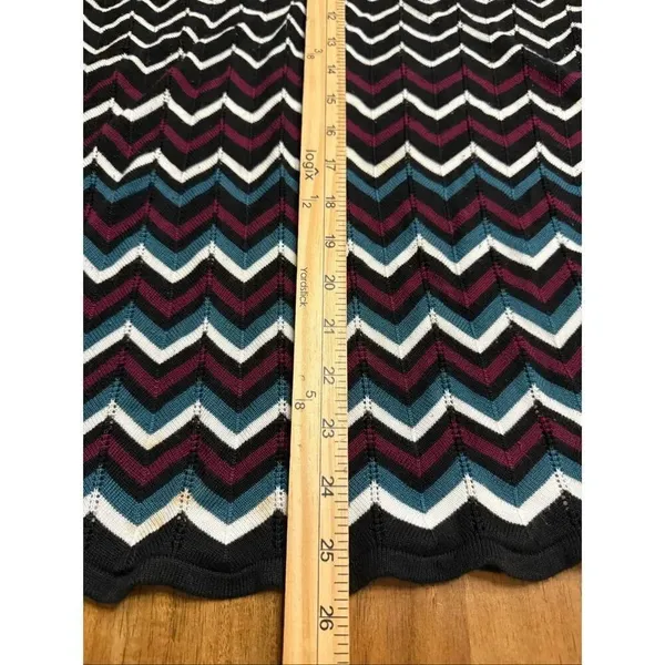 White House Black Market Sweater Womens Medium Multicolor Chevron Scoop Neck - Image 6