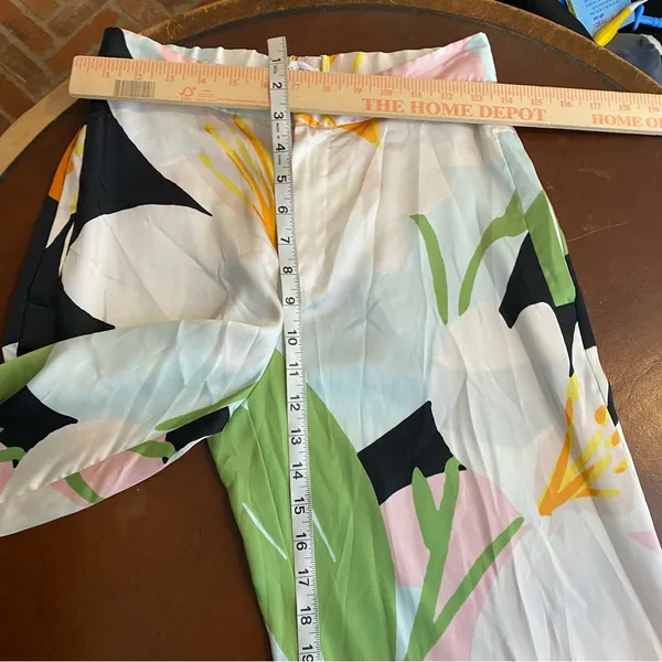 Great Jones Pants Wide Leg Multi Floral size 4 coastal Beachy resortwear Flowy‎ - Image 10