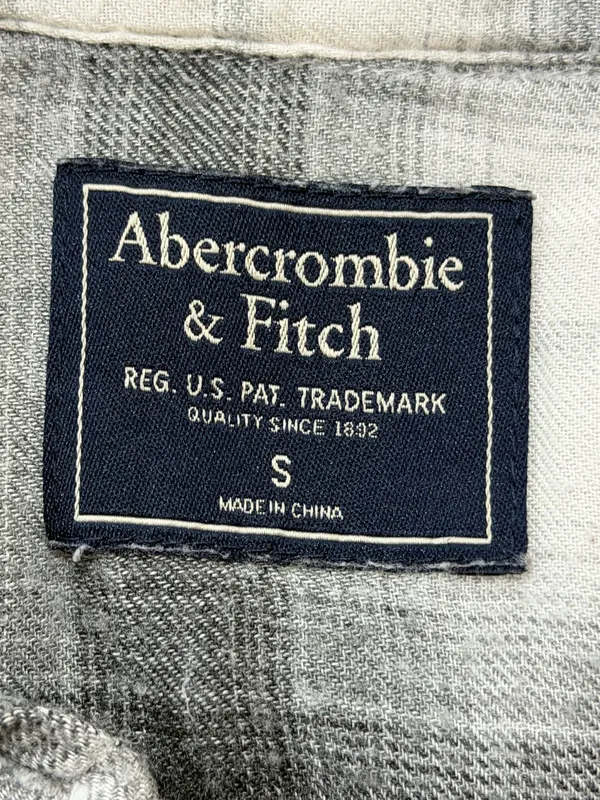 Abercrombie and Finch button-down plaid top - Image 3