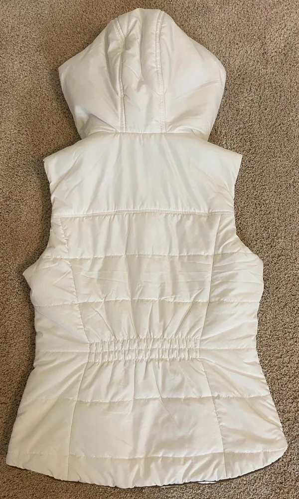 prince & fox white puffer vest - Image 2